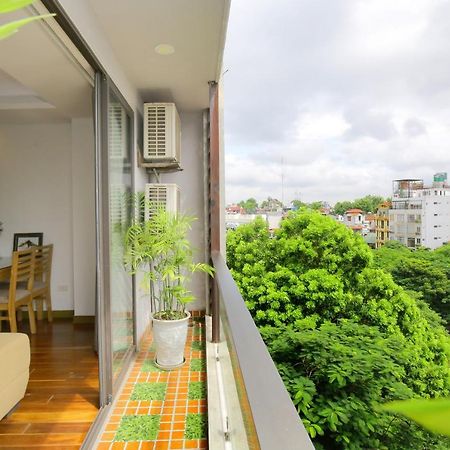 Investland In Truc Bach & Serviced Apartment Ханой Екстер'єр фото