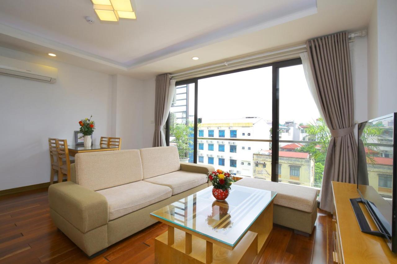 Investland In Truc Bach & Serviced Apartment Ханой Екстер'єр фото